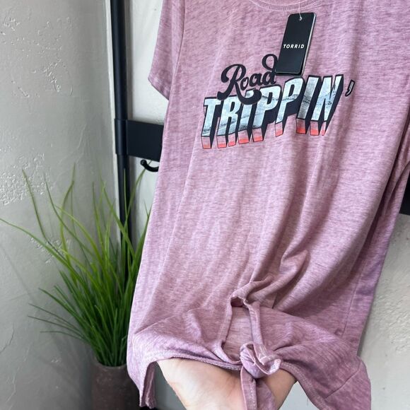 Torrid Road Trippin' Mauve Pink Tie Front Tee size 00 (M/L) - Picture 5 of 16